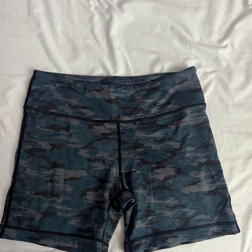 Women's Camouflage Compression Shorts